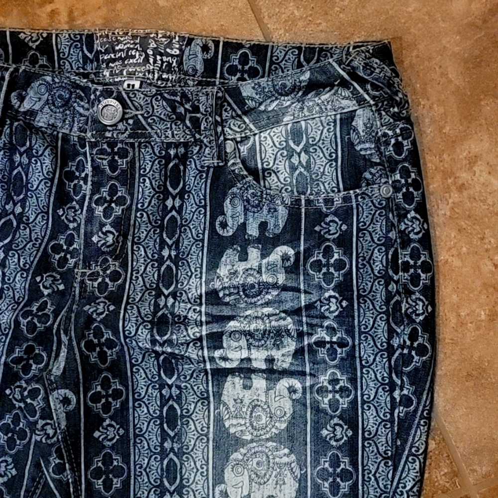 Elephant Printed Flare Denim Jeans - Picture 2 of 9